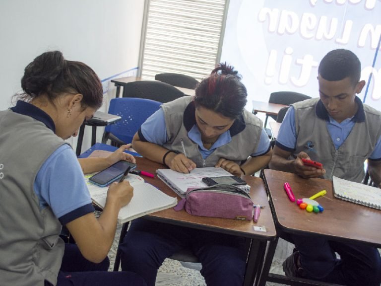Escapereira Técnicos Laborales Área Administrativa Técnico en Seguridad y Salud en el Trabajo