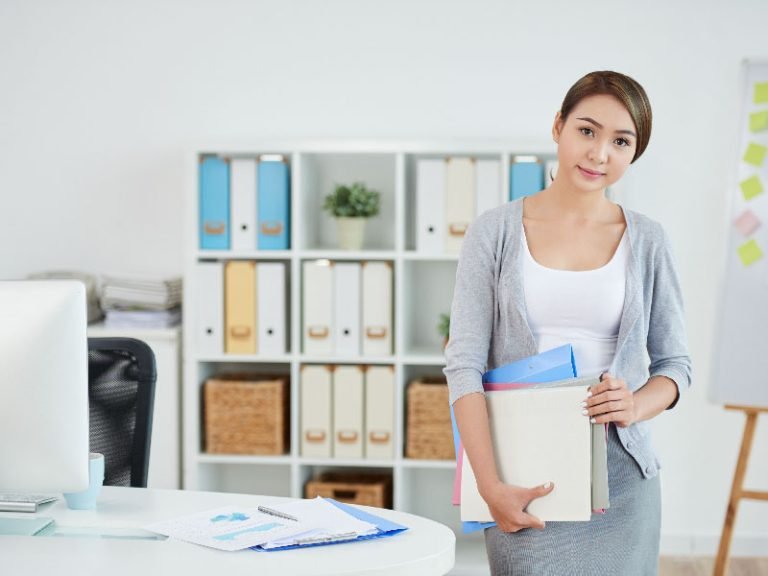 Escapereira Técnico Laboral Auxiliar Administrativo